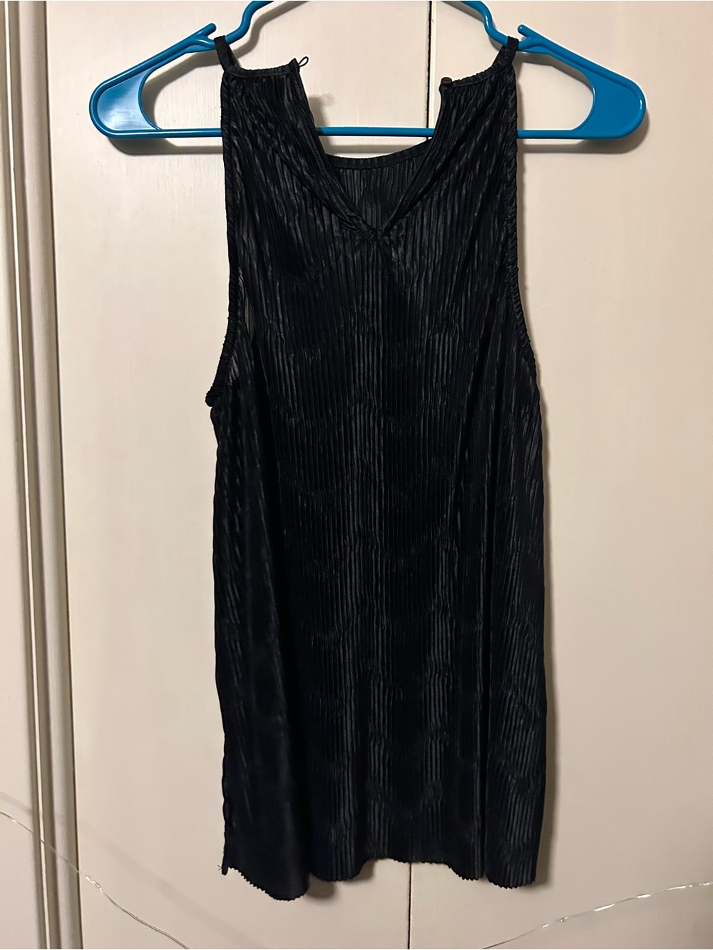 Worthington Black Pleated Racerback Tank - Picture 3 of 4